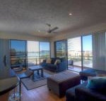 Champagne court 10 - New Castle Holiday