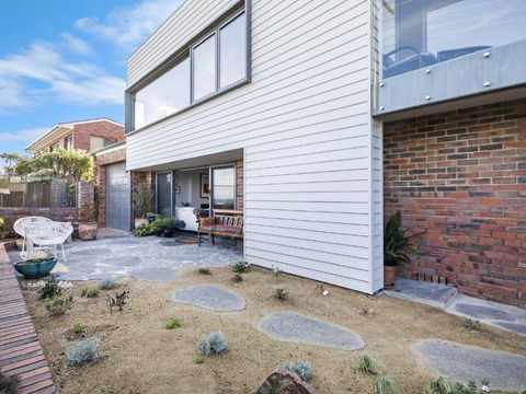 Pea Soup Beach - New Castle Holiday 4