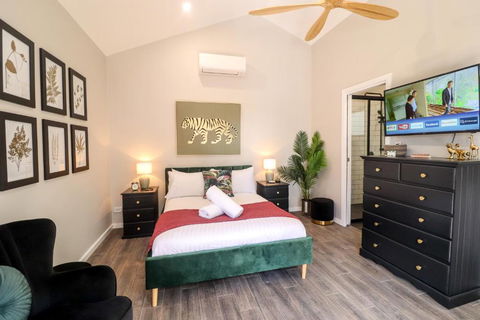 Fairview Cottage - New Castle Holiday 6
