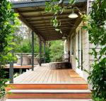 Maple Cottage - New Castle Holiday