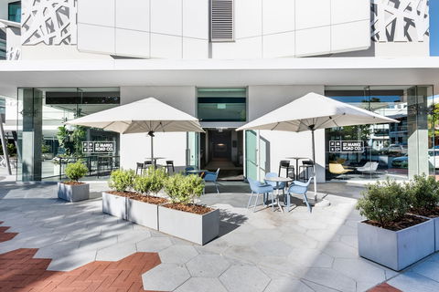 Vibe Hotel Subiaco Perth - New Castle Holiday 1
