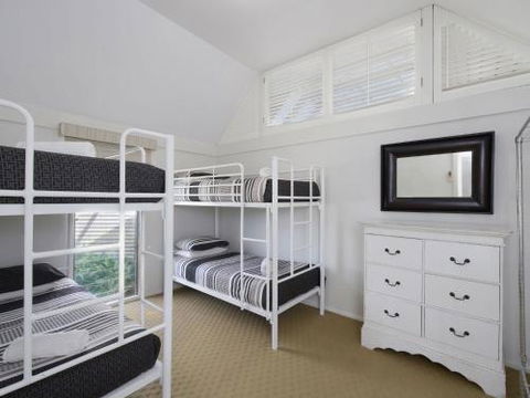 Ironbark Hill Retreat - New Castle Holiday 3