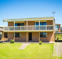 Williams Wonder Large Beach House - New Castle Holiday