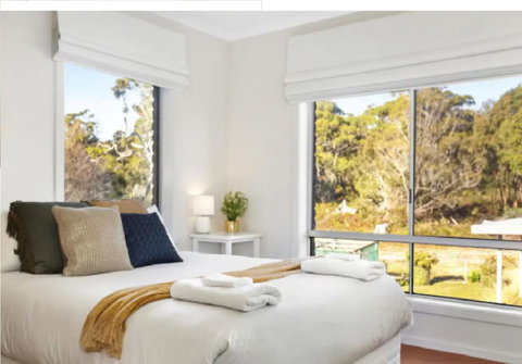 Seaside Serenity 1 - New Castle Holiday 2