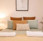 Lords Cottage Charming CBD Home Pet Friendly - New Castle Holiday
