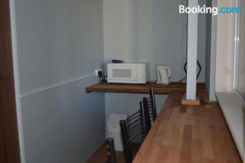 6 Lakeview Plaza - New Castle Holiday 0