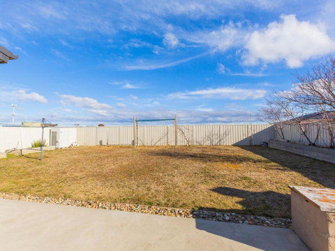 26 Twynam Street - New Castle Holiday 1