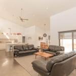 26 Twynam Street - New Castle Holiday 0