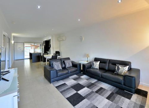 DelMar 3 - New Castle Holiday 2