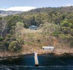 The Pier House - New Castle Holiday