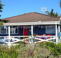 32 WERRI BLUE Werri Beach Gerringong 4pm Check Out Sundays - New Castle Holiday