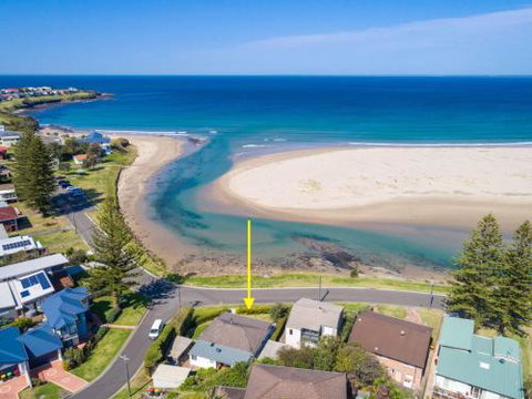 THE BEACH HOUSE Gerroa 4pm Check Out Sundays - New Castle Holiday 0