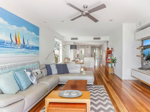Panoramic River & Ocean Views Noosaville - New Castle Holiday 5