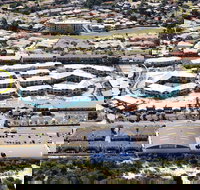 Pacific Blue 505-265 Sandy Point Road - New Castle Holiday