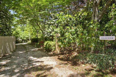 Jalscene - New Castle Holiday 0