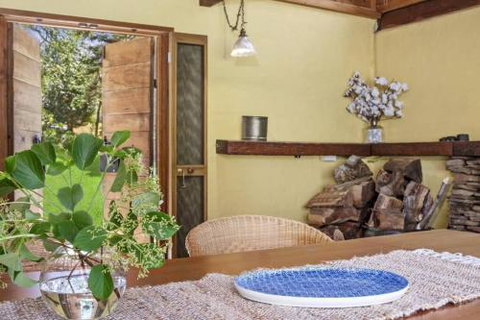 Jalscene - New Castle Holiday 1