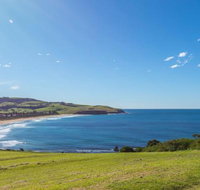 COASTLINE Boat Harbour Gerringong 4pm check out Sundays - New Castle Holiday