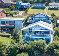 NANNY  POPPYS BEACH HOUSE Gerroa 4pm check out Sundays - New Castle Holiday