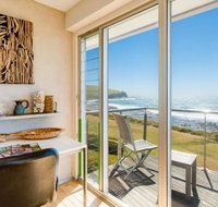 PENZANCE Gerroa Beachfront to Shelley Beach  4pm check out Sundays - New Castle Holiday