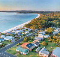 Sandals at the Bay Upstairs unit sleeping six 4pm Check Out Sundays - New Castle Holiday