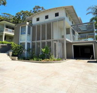 Shorelines at Hyams 4pm Check Out Sundays - New Castle Holiday