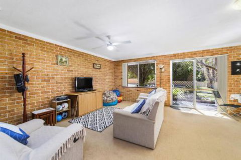 6 Of 12 To 14 Crisallen Street Port Macquarie - New Castle Holiday 6