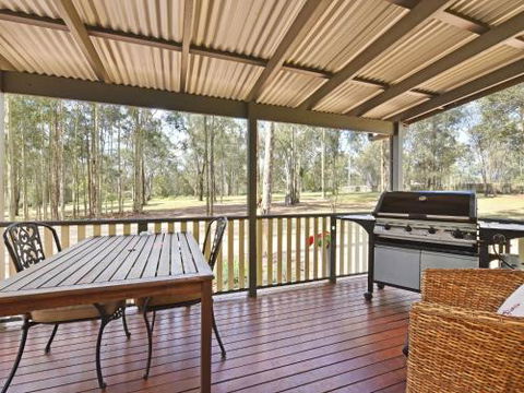 Olive Grove Villa 3 Suite With Large Bath - New Castle Holiday 3