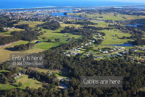 Lakes Entrance Log Cabins - New Castle Holiday 6
