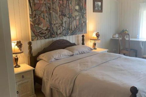 Hilltop Gallery - New Castle Holiday 0