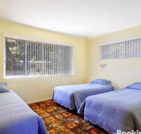 Perrumba Street Cottage - New Castle Holiday