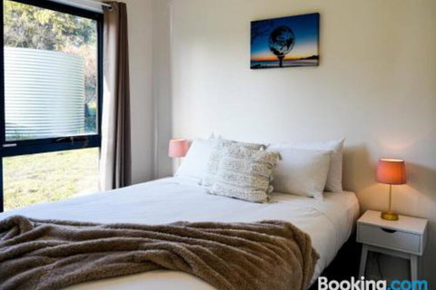 Rockpool Cottage - New Castle Holiday 3