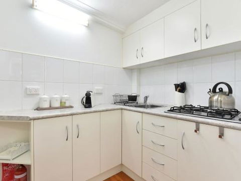 Olive Grove Studio 1 - New Castle Holiday 5