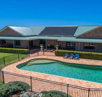 GULL HOUSE Kiama 4pm check out Sundays - New Castle Holiday