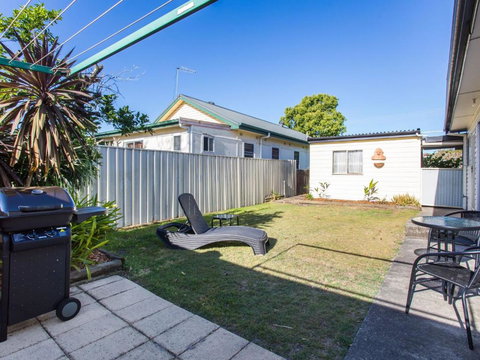 Cottage On Bruce - New Castle Holiday 3