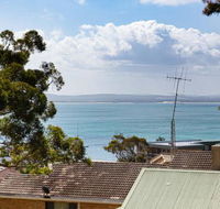 Views of Shoal Bay 75 Ronald Ave views  air con - New Castle Holiday