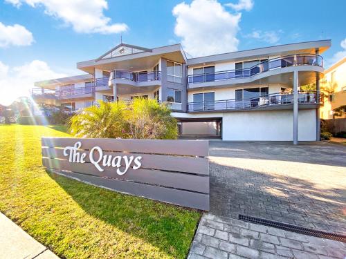 Berrambool NSW New Castle Holiday