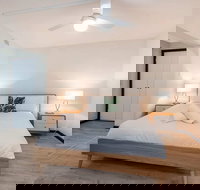 Comfortable Living Space Close to Foreshore  Cbd - New Castle Holiday