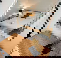 Peaceful South Perth Home near Perth Center - New Castle Holiday