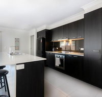 Ningadhun 50 The Drive Yamba - New Castle Holiday