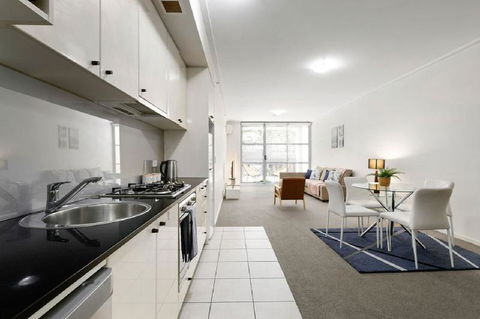 A Modern & Cozy Studio Next To Darling Harbour - New Castle Holiday 3