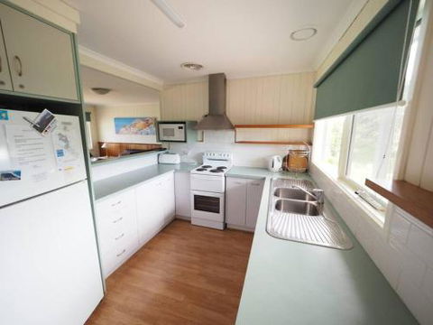 27 Beach Parade Sandy Point - New Castle Holiday 6