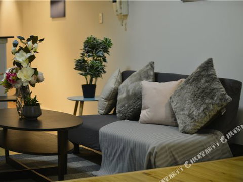 Harmony - New Castle Holiday 5