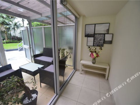 Harmony - New Castle Holiday 6