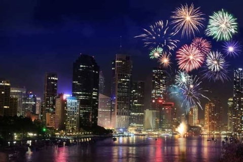 FV Iconic Designer APT, Parking, Near CBD Qfv147-14 - New Castle Holiday 0