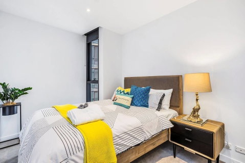 FV Iconic Designer APT, Parking, Near CBD Qfv147-14 - New Castle Holiday 6