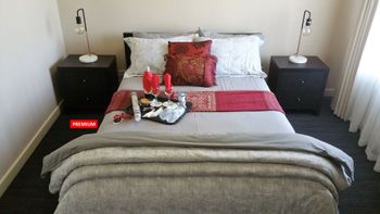 Mt Cooper Inn - New Castle Holiday 0