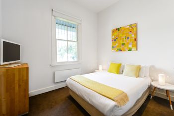 Boutique Stays Jewel Of Richmond - New Castle Holiday 2