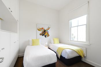 Boutique Stays Jewel Of Richmond - New Castle Holiday 1