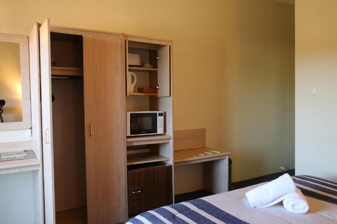 Blue Mountain Motel - New Castle Holiday 2