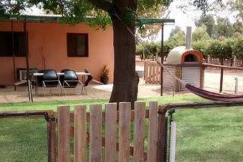 The Pickers Hut - New Castle Holiday 5